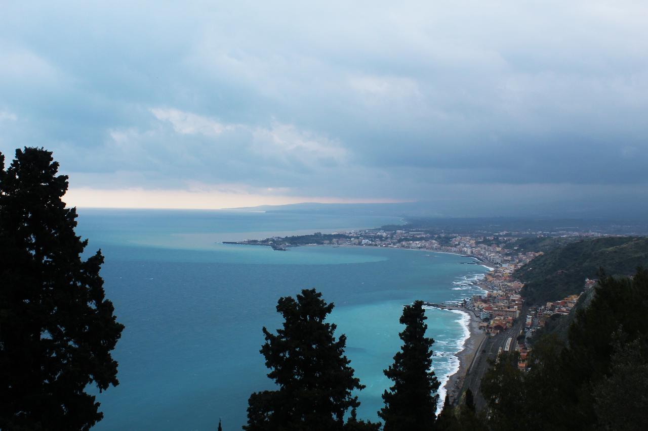 Le Porte Di Taormina Acomodação com café da manhã Exterior foto